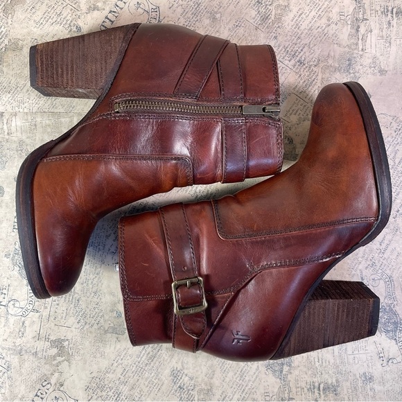 Frye Patty Ridding Bootie Redwood color leather - Picture 6 of 13